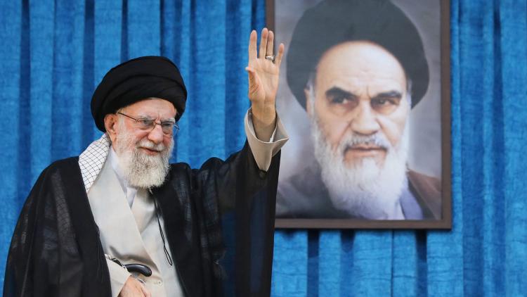 Iran : 40 jours de deuil après la mort du Guide suprême Ali Khamenei – Le pays frappé au sommet du pouvoir