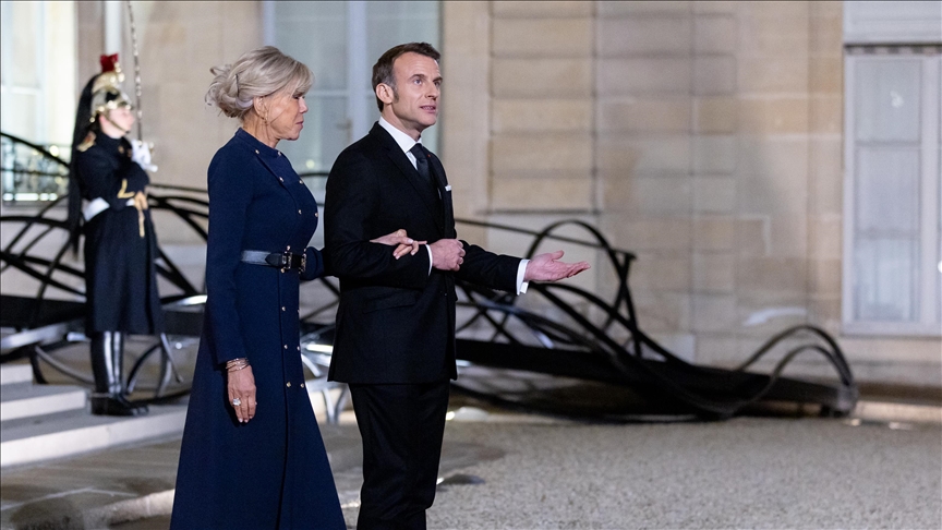 Macron en ce 8 mars : « Certains veulent briser, elles relèvent » – Hommage vibrant aux femmes en guerre et dans le monde entier