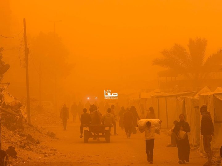 Gaza : une tempête de sable menace la vie des populations déplacées
