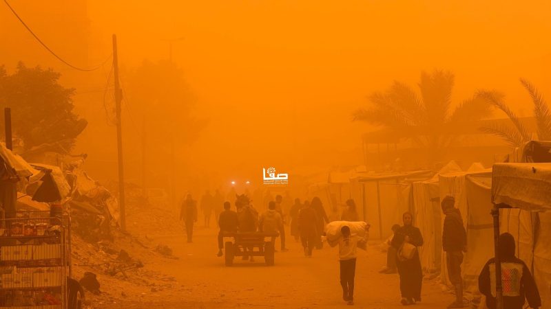 Gaza : une tempête de sable menace la vie des populations déplacées
