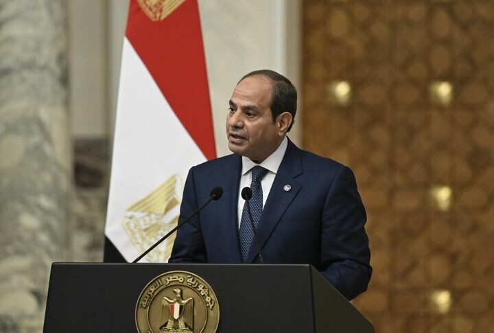 Abdel Fattah al-Sissi appelle à la mise en œuvre complète du cessez-le-feu à Gaza et met en garde contre une recomposition du Moyen-Orient