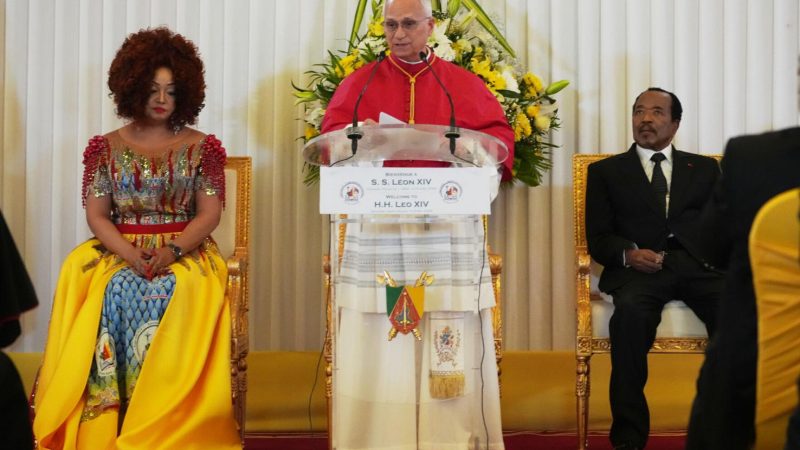 Cameroun : Le pape Léon XIV appelle fermement à rompre avec la corruption devant Paul Biya