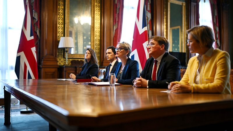 Grande-Bretagne : Starmer privilégie la diplomatie et convoque une coalition pour rouvrir le détroit d’Ormuz