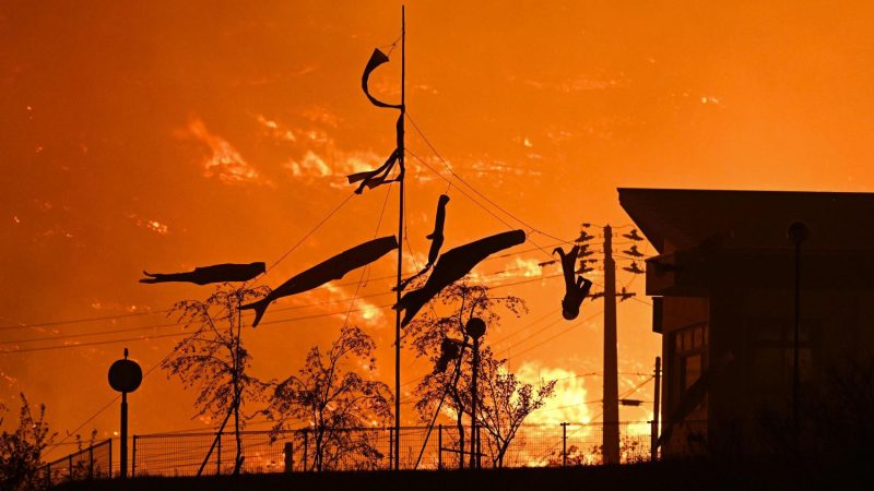 Japon : les incendies en Iwate menacent le centre-ville d’Otsuchi, plus de 2 500 évacuations