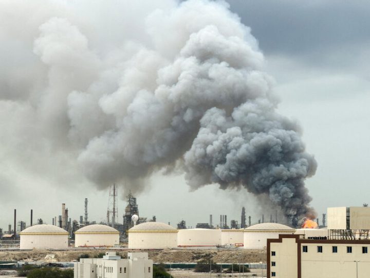 L’Iran déchaîne sa fureur sur le Golfe : Drones et missiles provoquent des incendies géants au aux Émirats, à Bahreïn et au Koweït