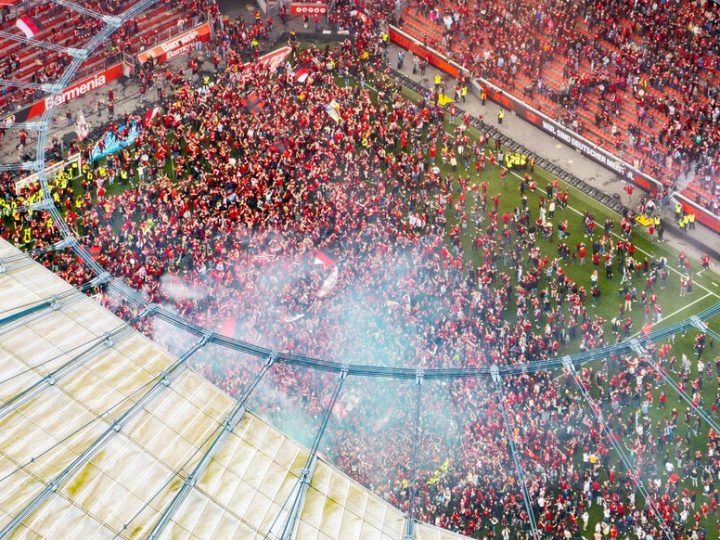 Ligue des champions : plusieurs incidents chaotiques à Munich, l’UEFA ouvre une enquête après des blessés parmi les photographes