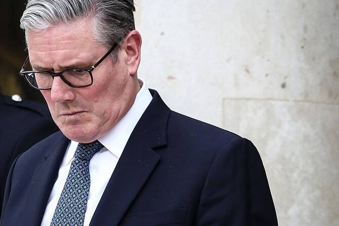 Scandale Mandelson : Starmer sous pression, ses ministres le défendent bec et ongles
