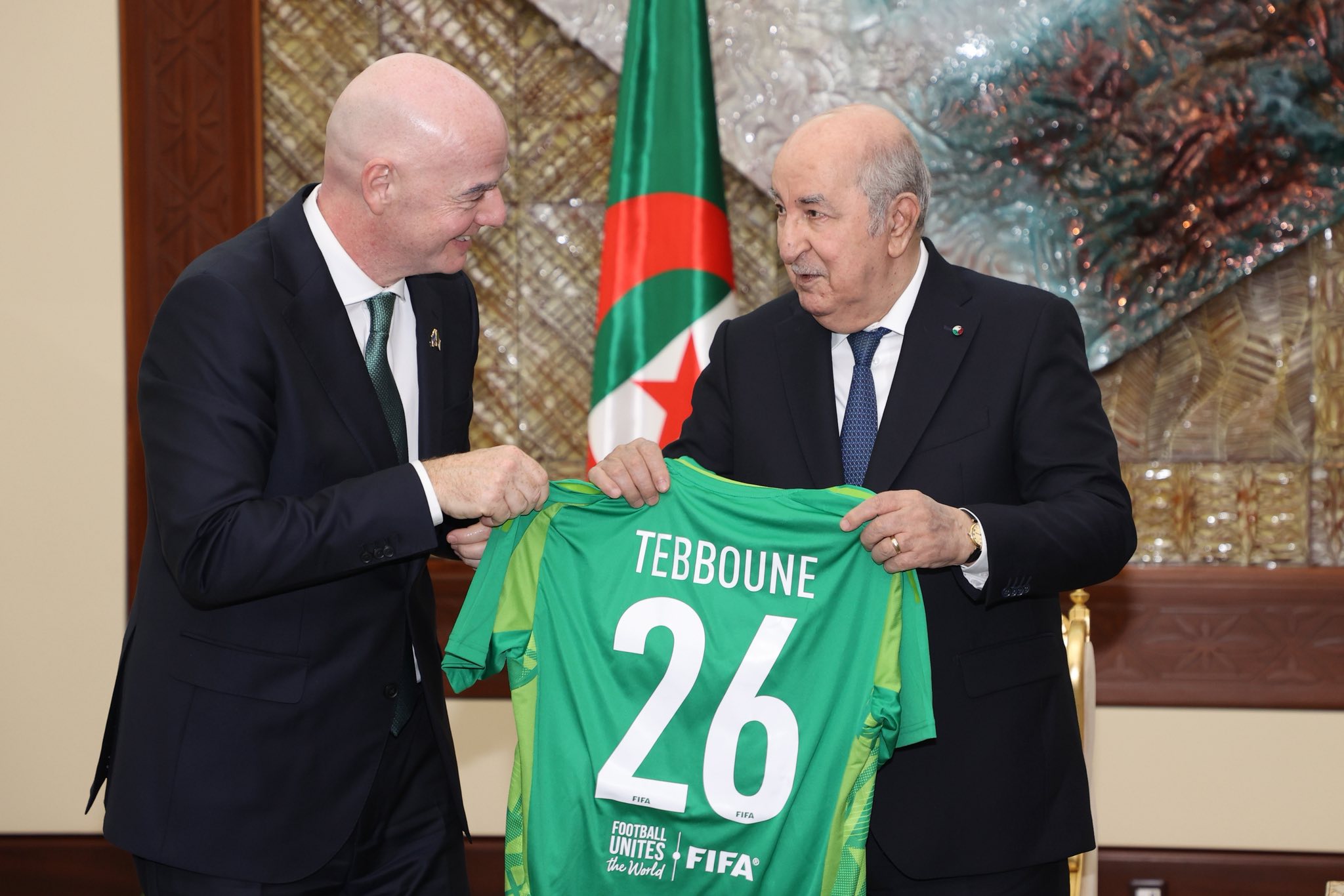 La visite éclair de Gianni Infantino en Algérie : cap sur la formation et les infrastructures