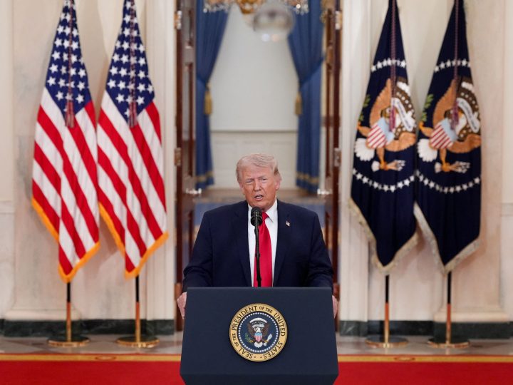 Trump face aux secousses de la guerre : procède à un grand ménage dans son cabinet