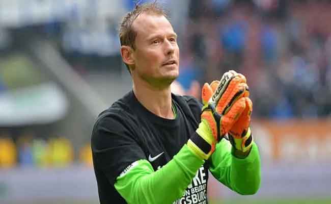 L&rsquo;ancien gardien de but d&rsquo;Arsenal, Alex Manninger, décède après que sa voiture a été percutée par un train