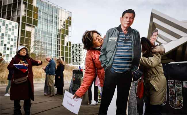 Duterte rattrapé par la justice : la Cour pénale internationale refuse sa libération et maintient le procès