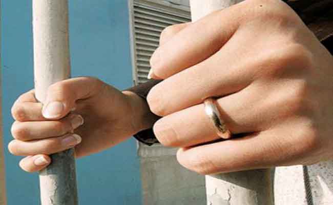 Tribunal de Sidi M&rsquo;hamed : Prison ferme pour l&rsquo;auteure de publications diffamatoires contre Khalida Toumi