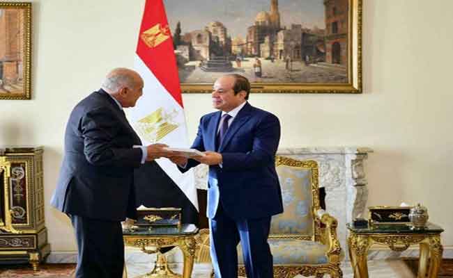 Le Caire : Le Président Abdel Fattah Al-Sissi reçoit Ahmed Attaf, porteur d&rsquo;un message d&rsquo;Abdelmadjid Tebboune