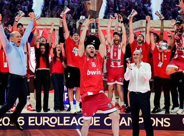 Basket– Euroligue: l’Olympiakos renverse le Real Madrid et retrouve le sommet de l’Europe