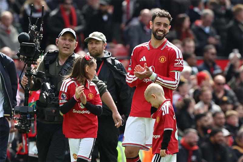 Bruno Fernandes sacré meilleur joueur de la saison en Premier League