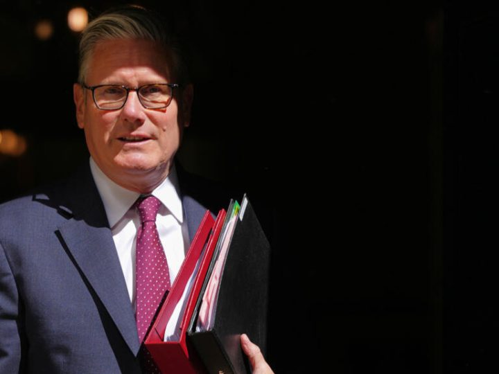 Élections locales 2026 au Royaume-Uni : Starmer laminé, Reform UK en tête – Fin du Labour ?
