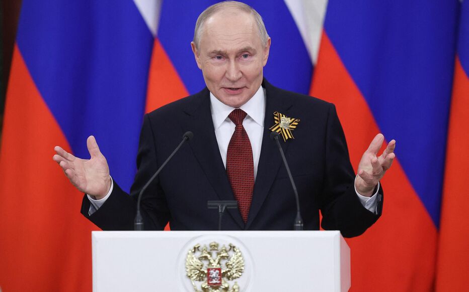 Poutine laisse entrevoir une fin de la guerre en Ukraine, mais les raisons interrogent