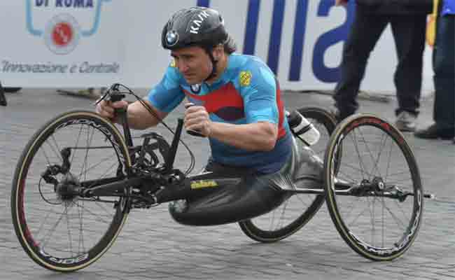 Alex Zanardi, légende de la F1 et champion paralympique, s&rsquo;éteint à 59 ans