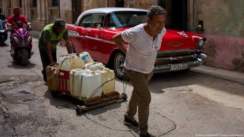 La Colombie vole au secours d’un Cuba en crise et dépêche 100 tonnes d’aide humanitaire