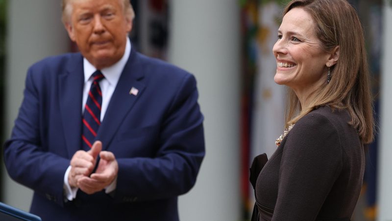 « La trahison imprévue » : Amy Coney Barrett, la juge choisie par Trump devenue le cauchemar des conservateurs