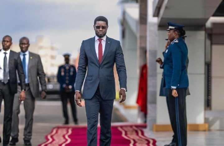 Sénégal : le président saisit le Conseil constitutionnel et relance le bras de fer autour de la réforme de la Constitution