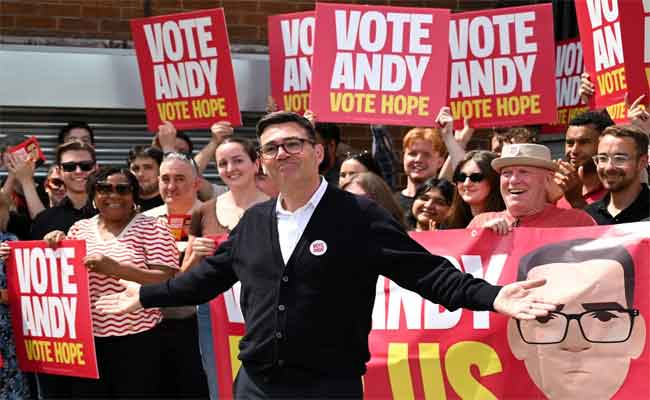 Royaume-Uni : Andy Burnham prend la tête du Labour avant son arrivée à Downing Street
