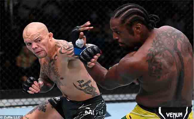 Anthony Smith arrêté : l&rsquo;ancien combattant de l&rsquo;UFC poursuivi pour trois chefs d&rsquo;accusation graves