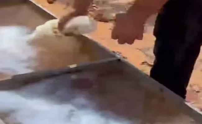 Dépôt de plainte contre une personne apparue dans une vidéo versant de l&rsquo;acide dans l&rsquo;eau potable destinée aux animaux