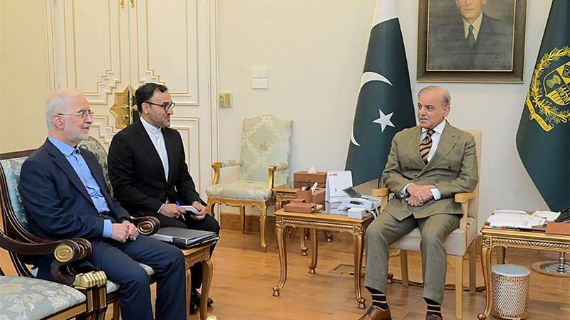 Guerre au Moyen-Orient : le Pakistan appelle à la retenue lors d&rsquo;une rencontre entre Shehbaz Sharif et un ministre iranien