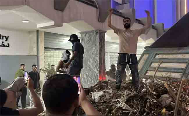 Libye : la colère explose face aux coupures d&rsquo;électricité, Tripoli paralysée par des manifestations