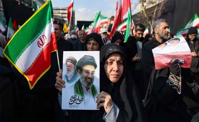 Mojtaba Khamenei hors d&rsquo;Iran ? Les rumeurs d&rsquo;une fuite du guide suprême se multiplient
