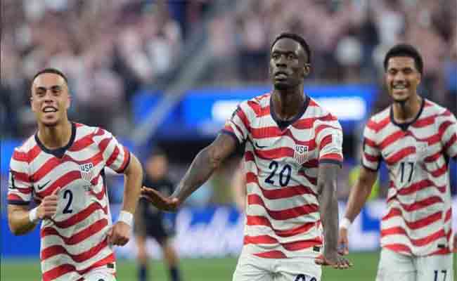 Coupe du monde 2026 : les États-Unis dominent la Bosnie et filent en huitièmes, mais perdent Balogun