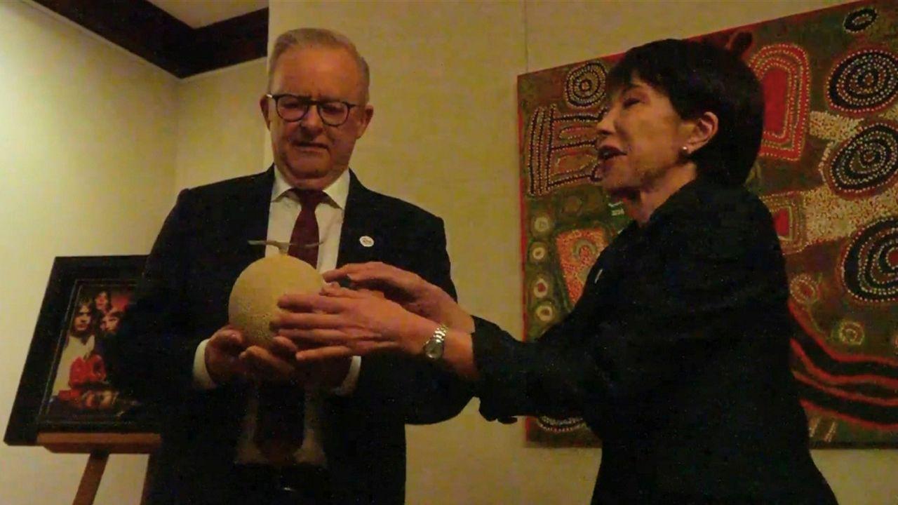Australie-Japon : Anthony Albanese critiqué pour ses propos sur deux melons offerts par Sanae Takaichi