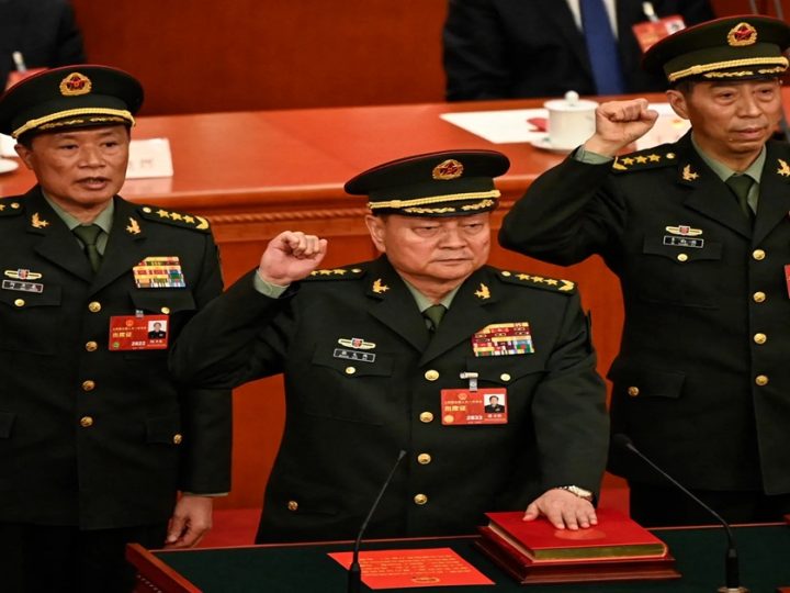 Chine : deux puissants généraux de premier plan destitués de la Commission militaire centrale