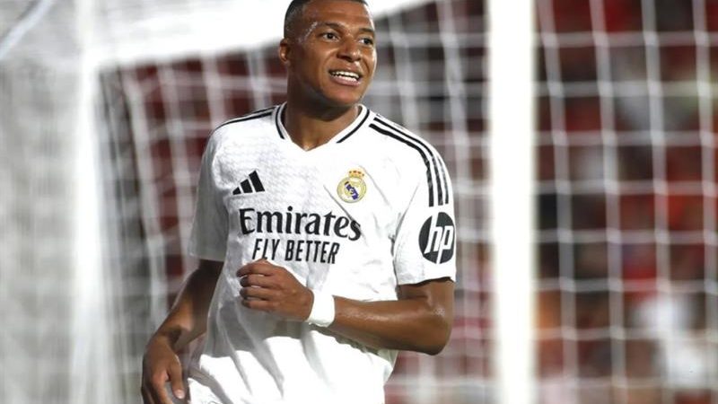 Real Madrid : Mbappé reprend l’entraînement sous les ordres de José Mourinho