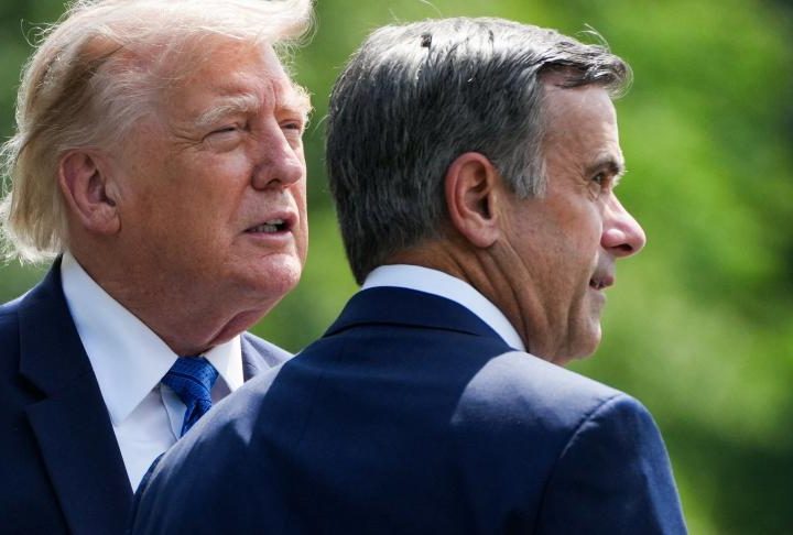 Trump lève le voile sur la visite du patron de la CIA à Moscou