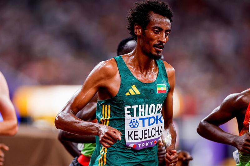 Athlétisme : Yomif Kejelcha pulvérise le record du monde du semi-marathon