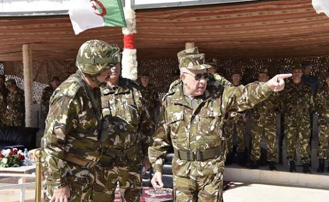 En temps de guerre, l&rsquo;armée algérienne, qui n&rsquo;a remporté aucune bataille, est-elle prête au combat ?