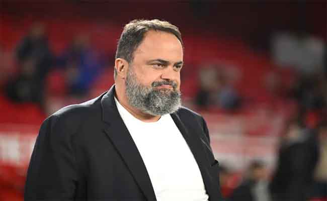 Nottingham Forest : Nottingham Forest : Evangelos Marinakis poursuit Crystal Palace en justice pour une banderole polémique