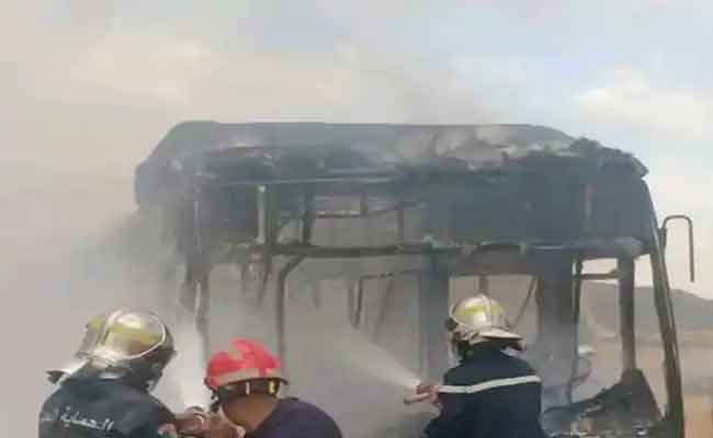 Incendie d&rsquo;un bus de transport de travailleurs à Tébessa