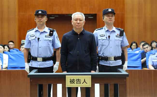 Evergrande : Xu Jiayin, l’ex-roi de l’immobilier chinois, condamné à perpétuité