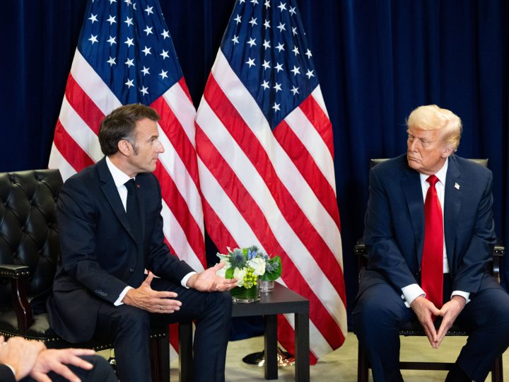 La France pousse pour rouvrir le détroit d’Ormuz, mais reste suspendue au dialogue Washington-Téhéran