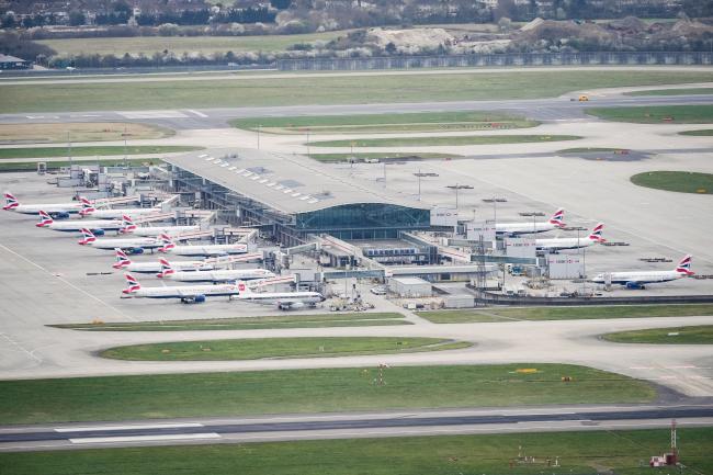 Royaume-Uni : une panne du contrôle aérien paralyse les aéroports et annule plus de 1 000 vols