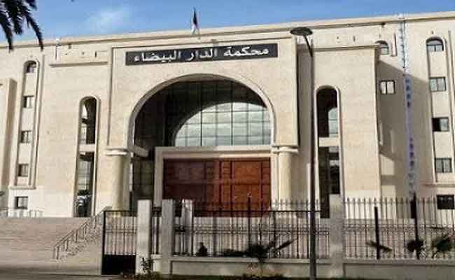 Interception d&rsquo;un passager en flagrant délit de contrebande de 3860 euros vers la Turquie via l&rsquo;aéroport d&rsquo;Alger