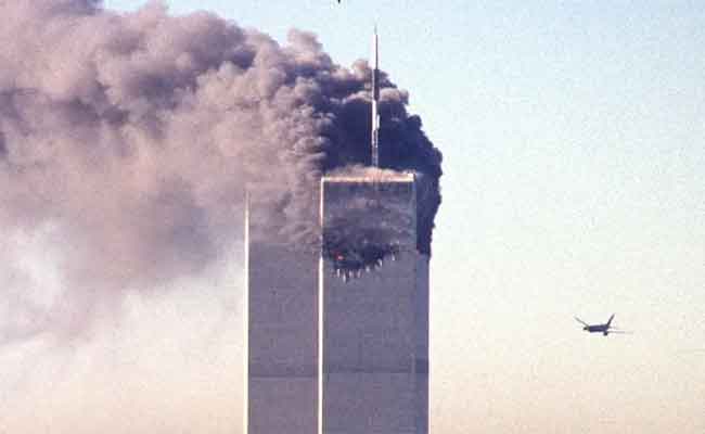 Les attentats du 11 septembre auraient-ils pu être évités ? Des documents américains déclassifiés révèlent que Clinton et Bush avaient été avertis depuis longtemps.