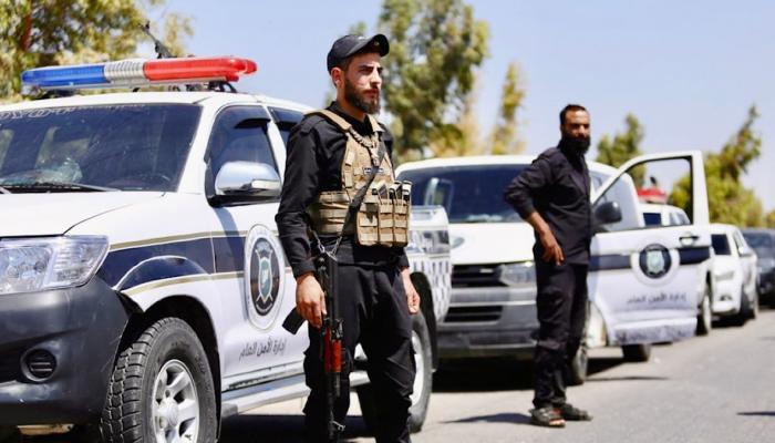 Syrie : les autorités traquent les réseaux pro-Assad, un homme recherché se suicide à un point de contrôle