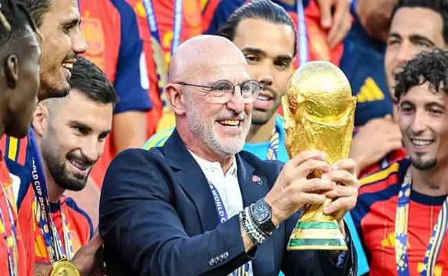 Espagne : Luis de la Fuente prolongé jusqu’en 2032, le champion du monde reste aux commandes