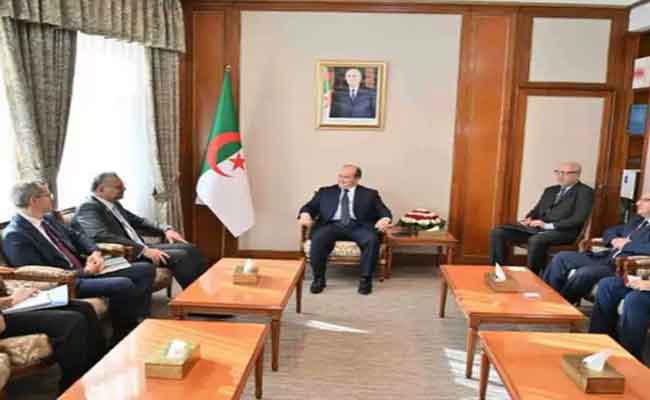Recherche sur l&rsquo;élargissement de la coopération à de nouveaux secteurs entre l&rsquo;Algérie et les États-Unis