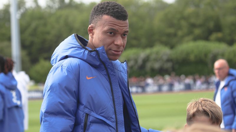 Équipe de France : touché par un syndrome grippal, Mbappé manque l’entraînement de Zidane