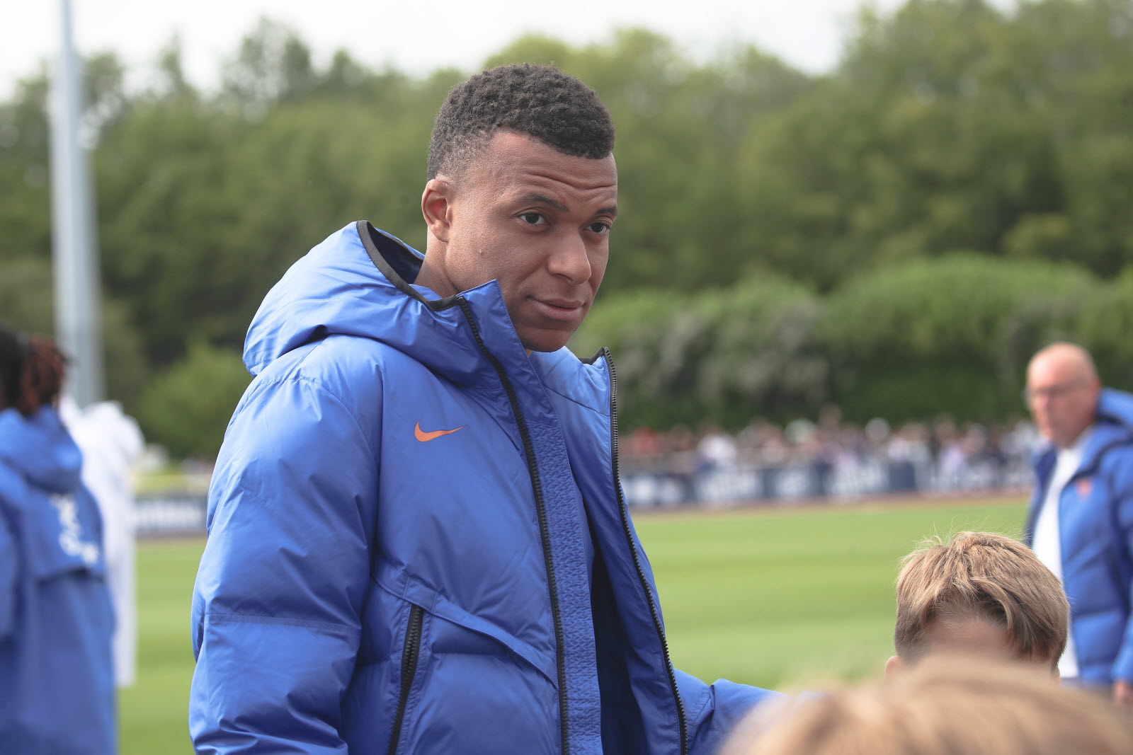 Équipe de France : touché par un syndrome grippal, Mbappé manque l’entraînement de Zidane